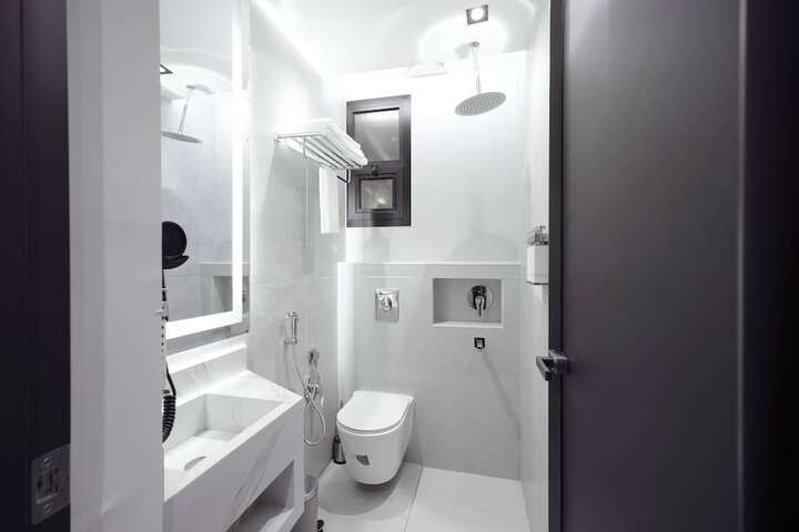 Room 14 of 23