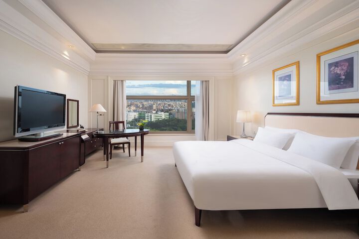 Room 21 of 44