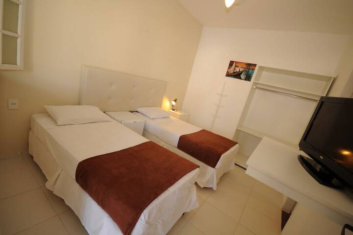 Room 2 of 74