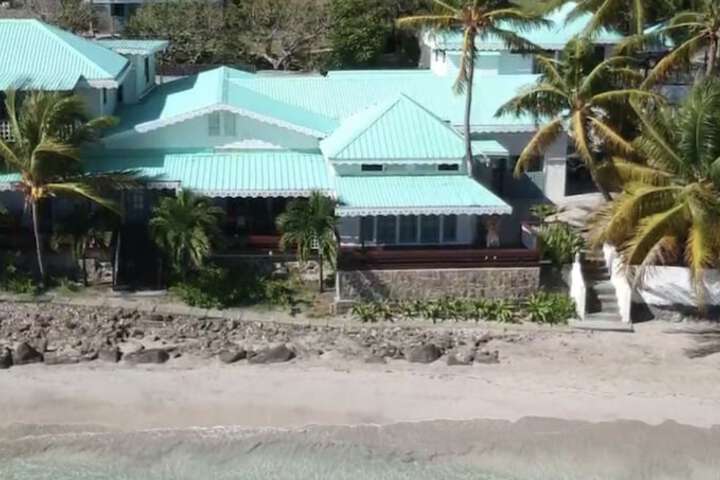 Exterior of Bequia Beachfront Villa Hotel