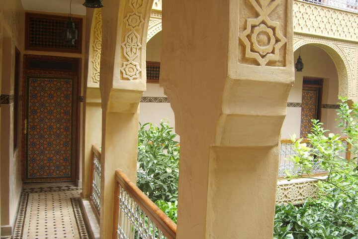 Entrance & Lobby