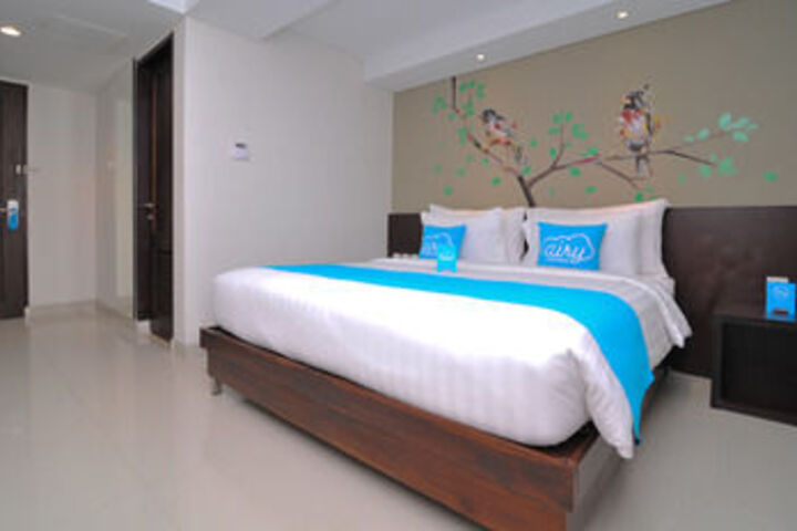 Room 15 of 30