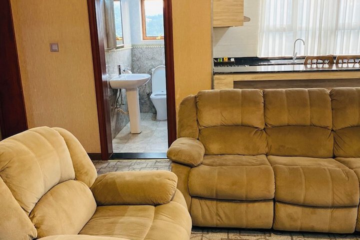Room 5 of 14
