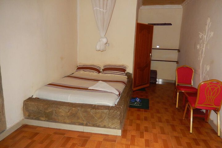 Room 19 of 31