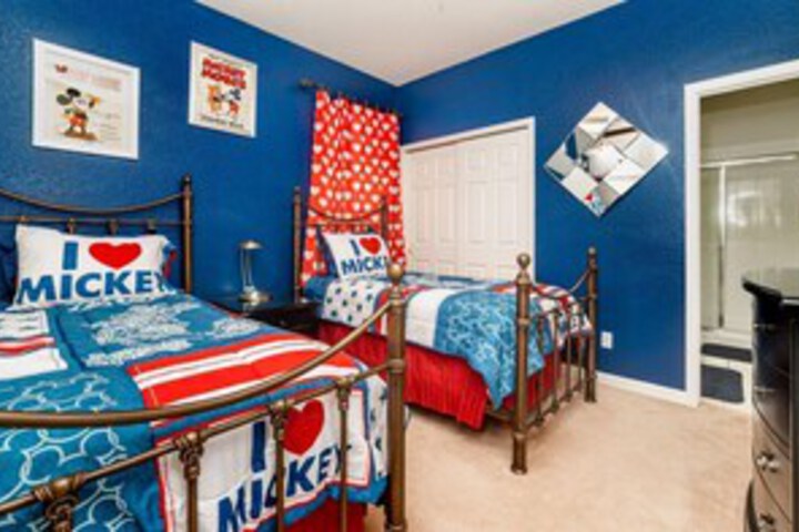 Room 34 of 35