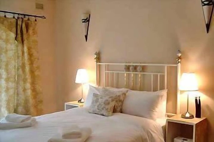 Room 14 of 30
