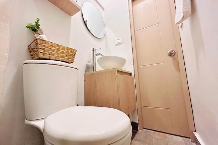 Room 42 of 45