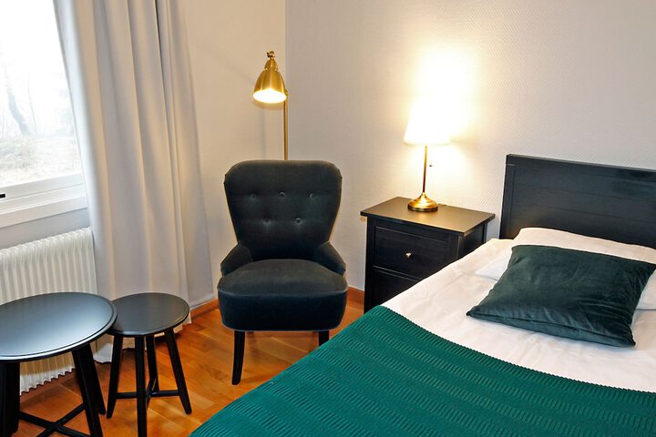 Room 6 of 55