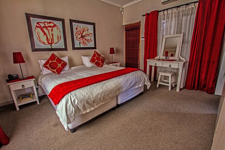 Room 15 of 74