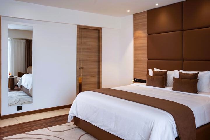 Room 17 of 29