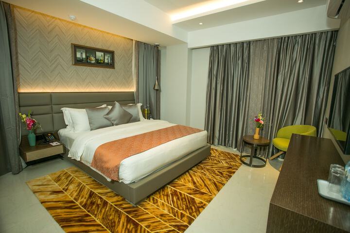 Room 13 of 45