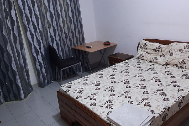 Room 10 of 44