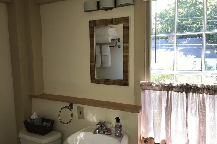 Room 17 of 39