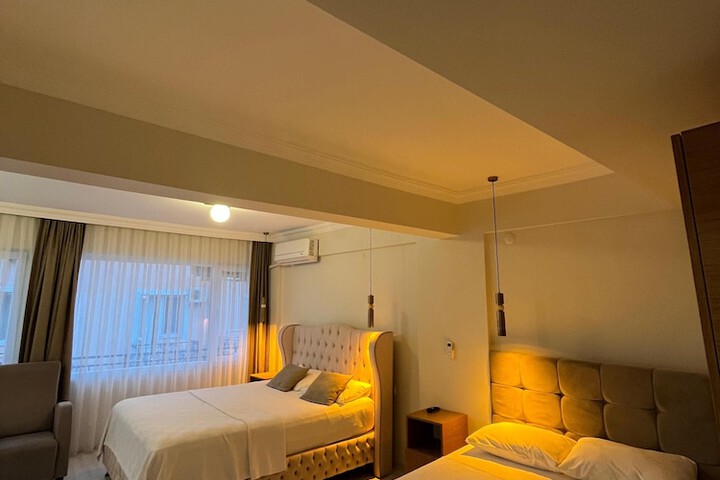 Room 4 of 58