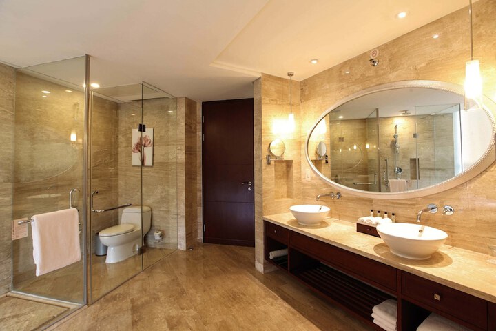 Clean Restrooms