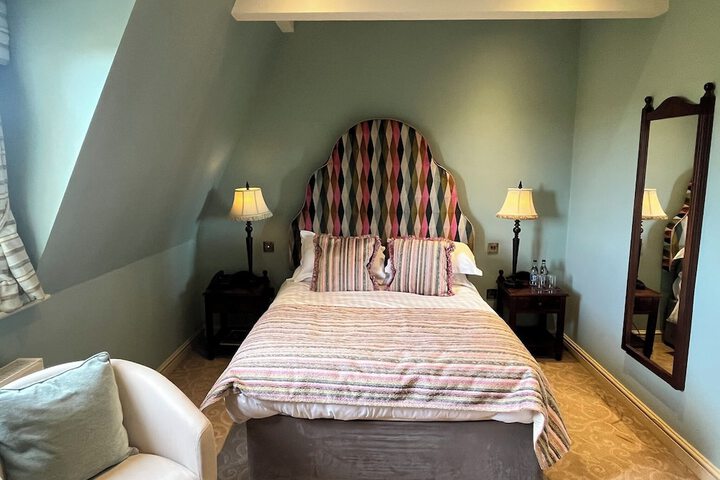 Room 21 of 68