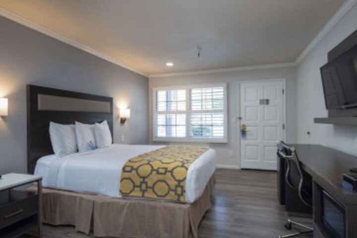 Room 29 of 48