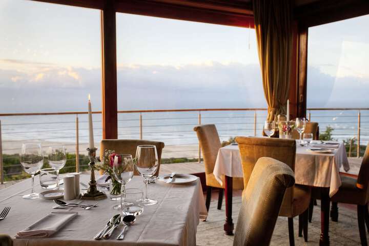 Dining 57 of 84
