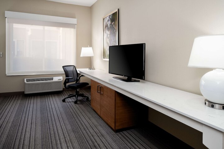 Room 21 of 47
