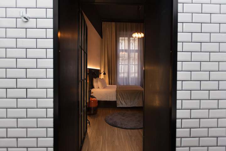 Room 41 of 112