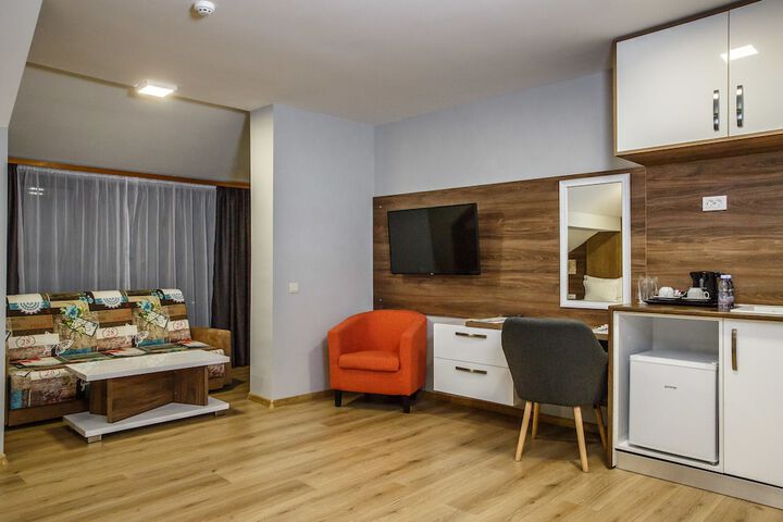 Room 21 of 132