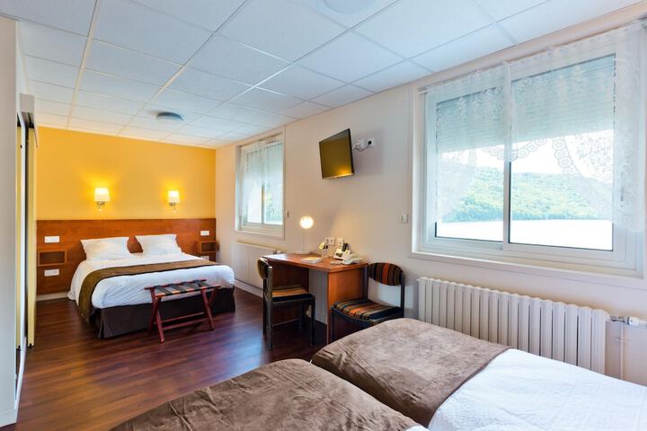 Room 7 of 35