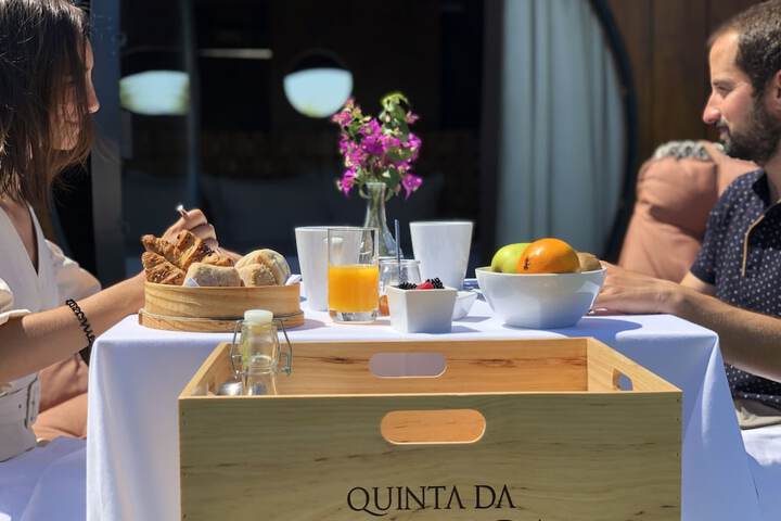 Breakfast/Coffee Service 113 of 152