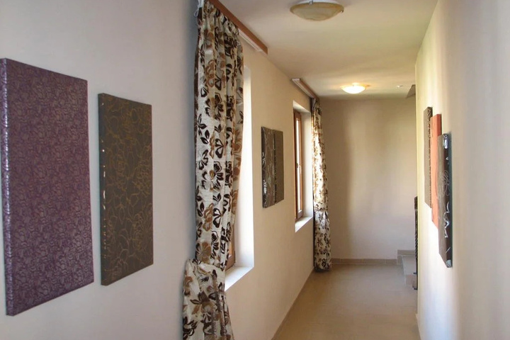 Room 3 of 14