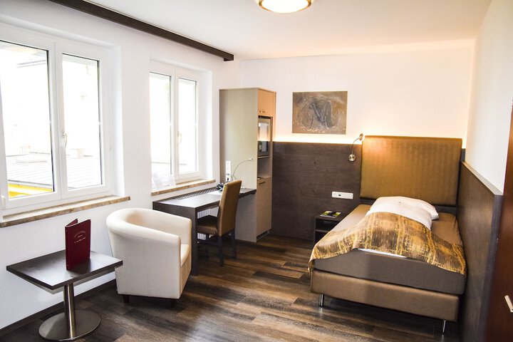 Room 26 of 64