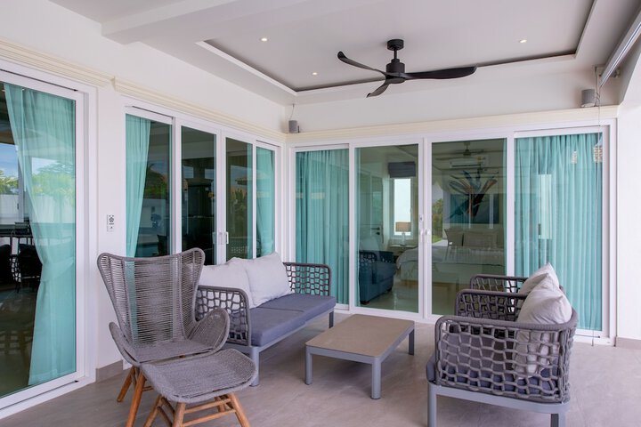 Terrace/Patio 23 of 29