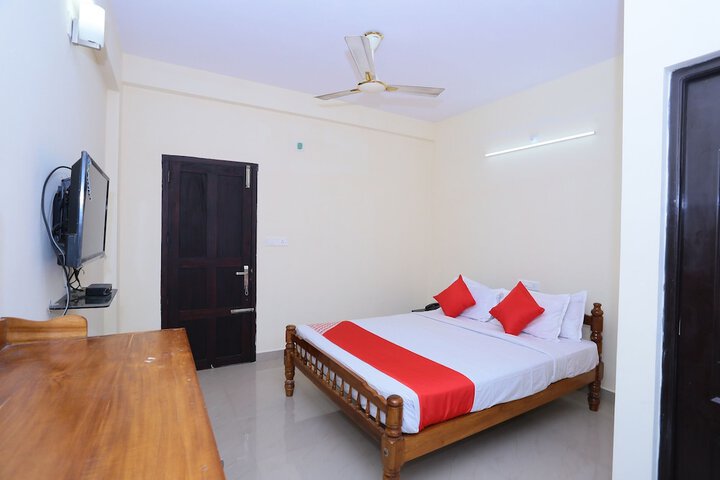 Room 10 of 30