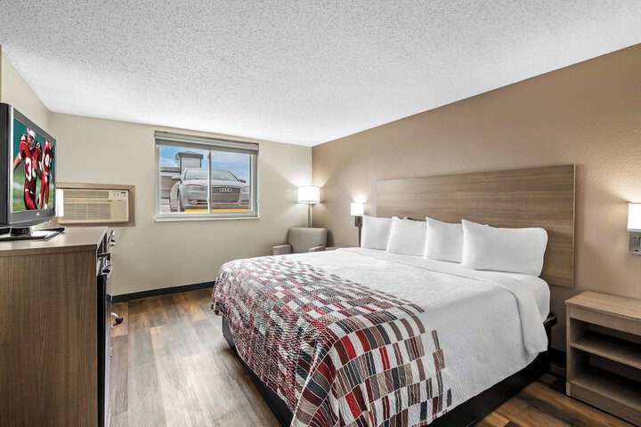 Room 18 of 36