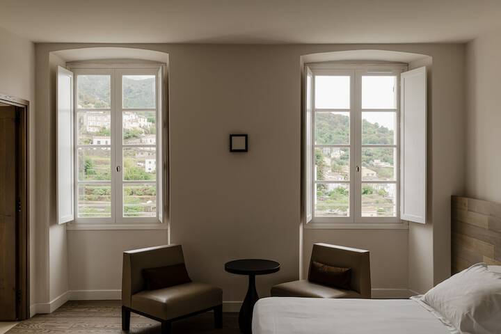Room 27 of 53