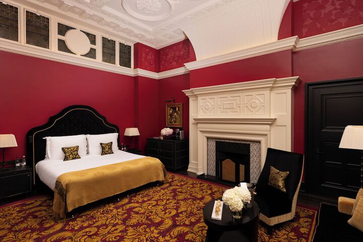 Room 33 of 75
