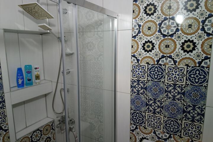 Room 82 of 125