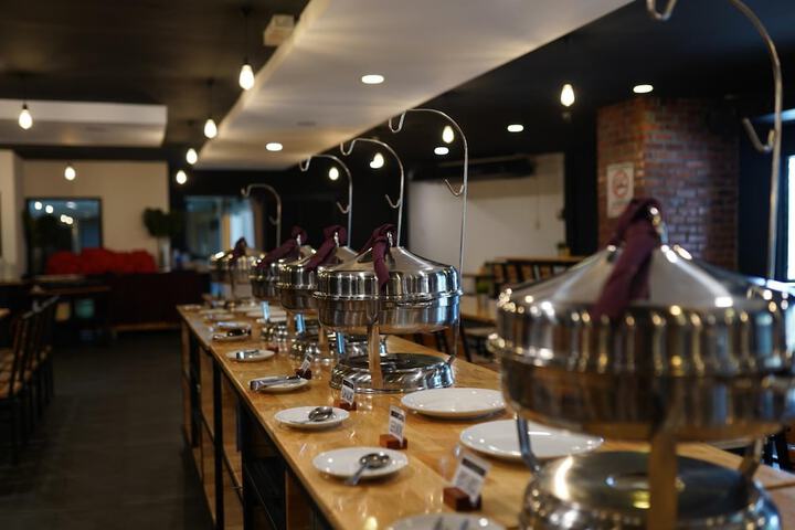 Dining Photos