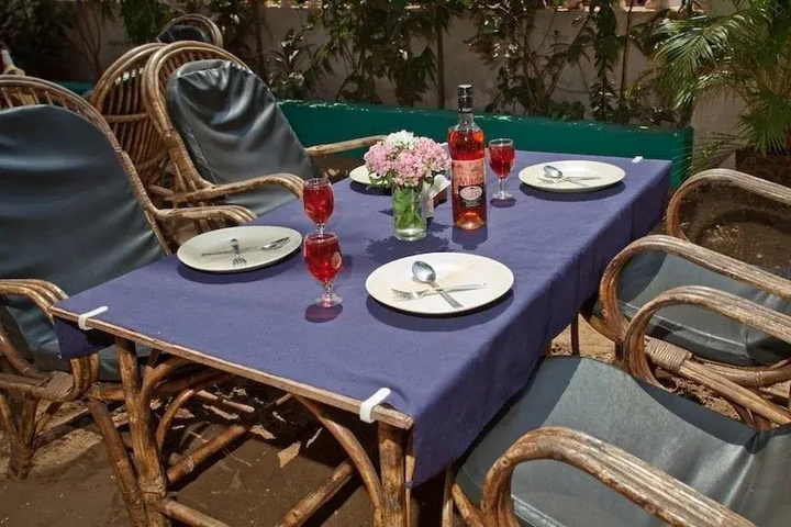 Dining 7 of 7