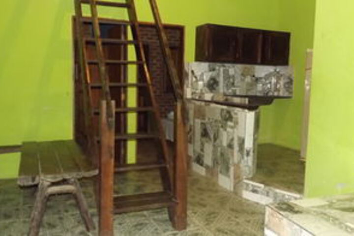 Room 16 of 48