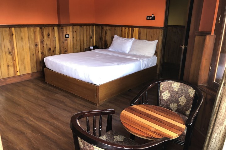 Room 14 of 35