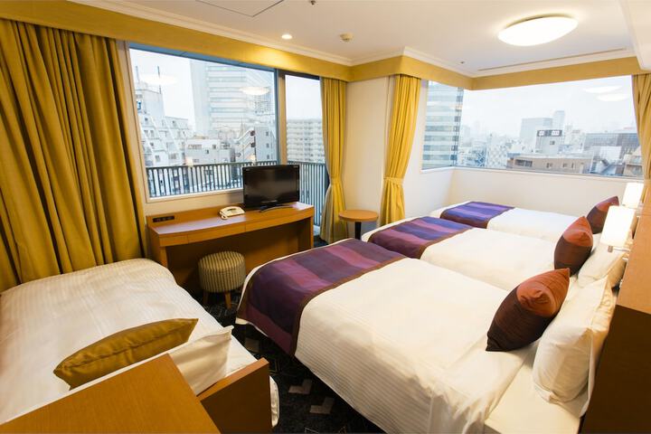 Room 21 of 69
