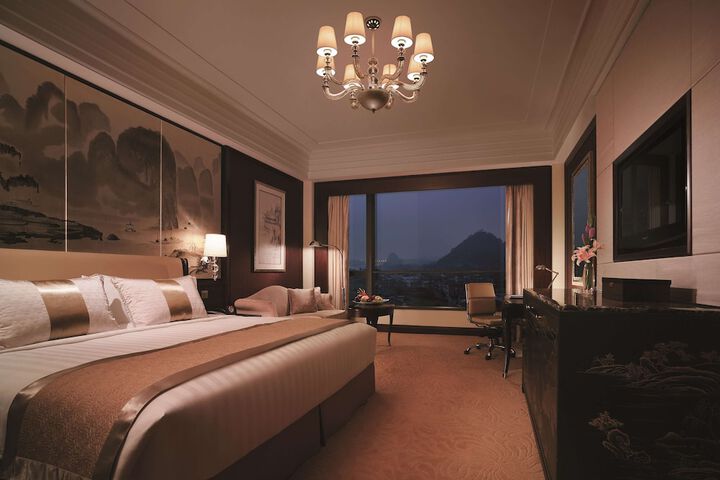 Room 7 of 87