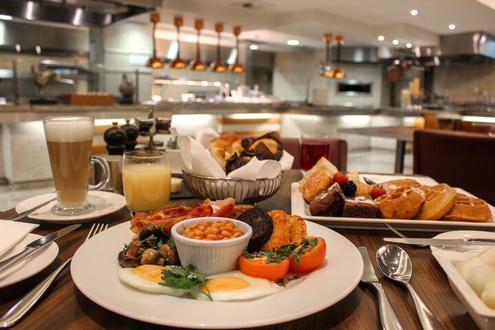 Breakfast/Coffee Service 99 of 126