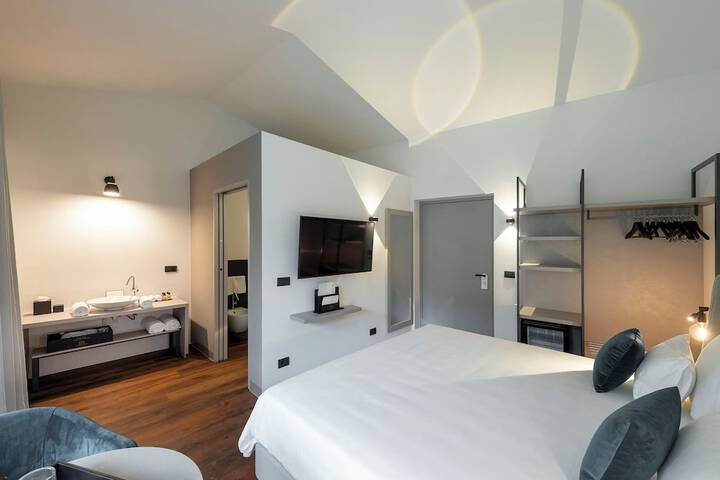 Room 18 of 54