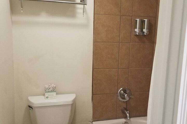 Room 35 of 63