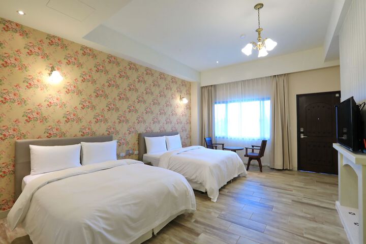 Room 27 of 48