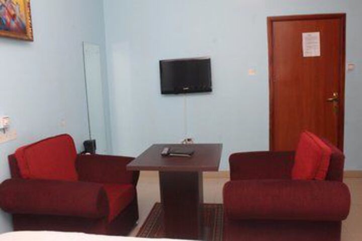 Room 17 of 21
