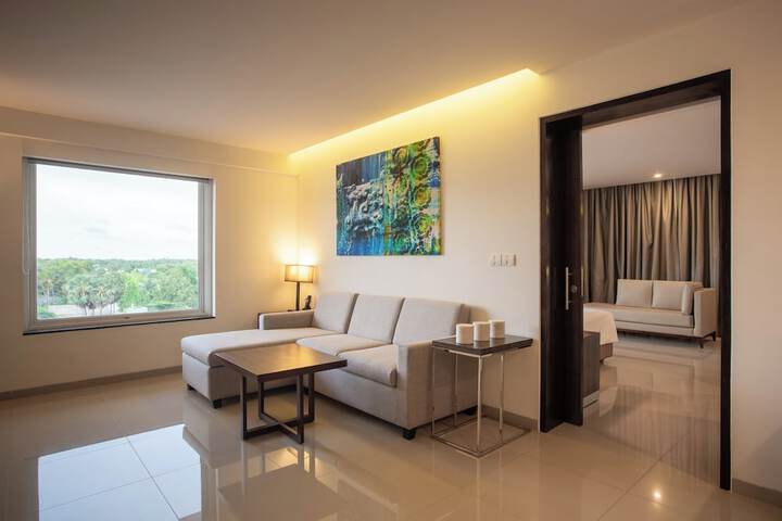 Room 15 of 50