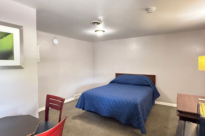 Room 7 of 36