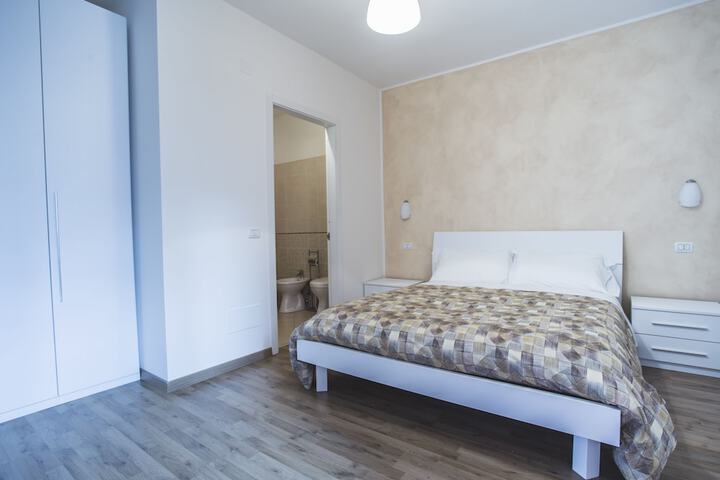 Room 14 of 24