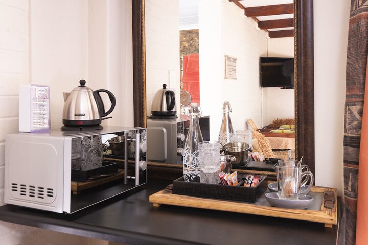 Breakfast/Coffee Service 56 of 101